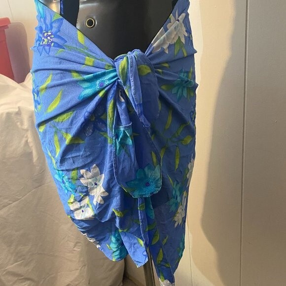 Beach Native Wrap Around Floral Swim Cover Skirt Womens Size One Size - Picture 2 of 5
